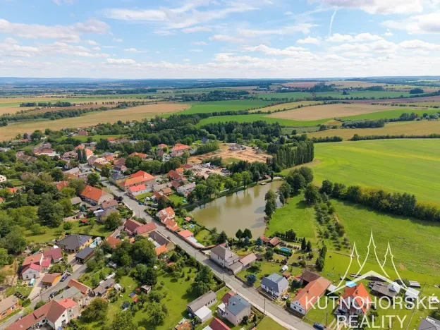 Prodej pozemku pro bydlení, Křesetice, 869 m2