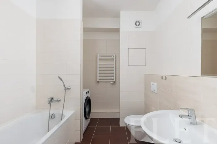 Pronájem bytu 1+kk, Praha - Čakovice, Theinova, 37 m2
