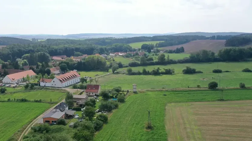 Prodej pozemku pro bydlení, Dnešice, 878 m2