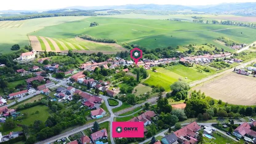 Prodej pozemku pro bydlení, Nemotice, 1590 m2
