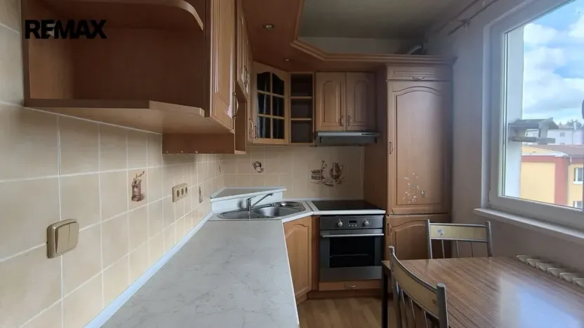 Prodej bytu 2+1, Rotava, Sídliště, 53 m2