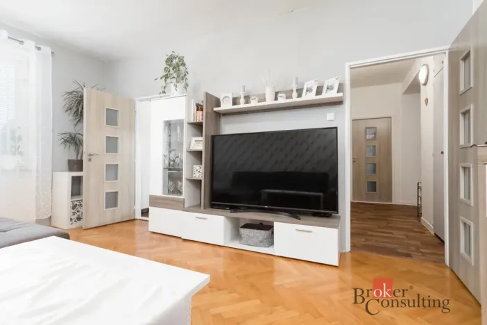 Pronájem bytu 2+1, Krnov - Pod Cvilínem, SPC H, 53 m2