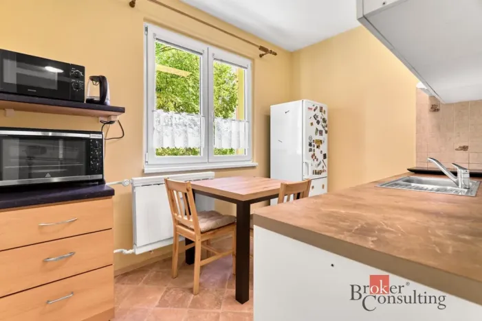 Prodej bytu 2+1, Ostrov, Masarykova, 55 m2