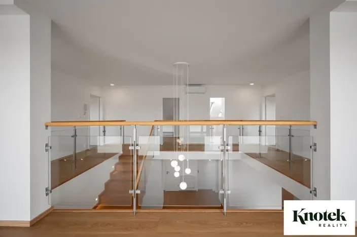 Pronájem bytu 6+kk a větší, Brno, Štefánikova, 400 m2