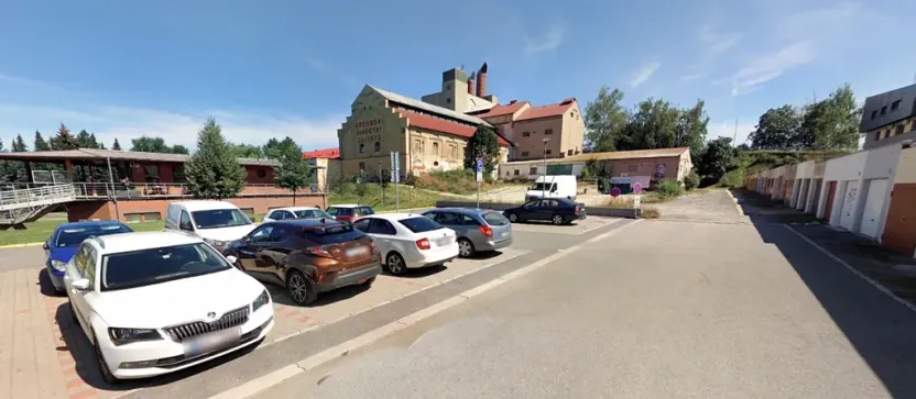 Prodej obchodního prostoru, Tábor, garáže-U Sladovny, 20 m2