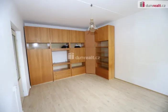 Pronájem bytu 1+1, Cheb, Dvořákova, 36 m2