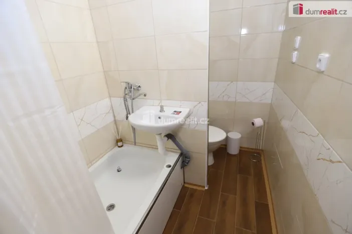 Pronájem bytu 1+1, Cheb, Dvořákova, 36 m2