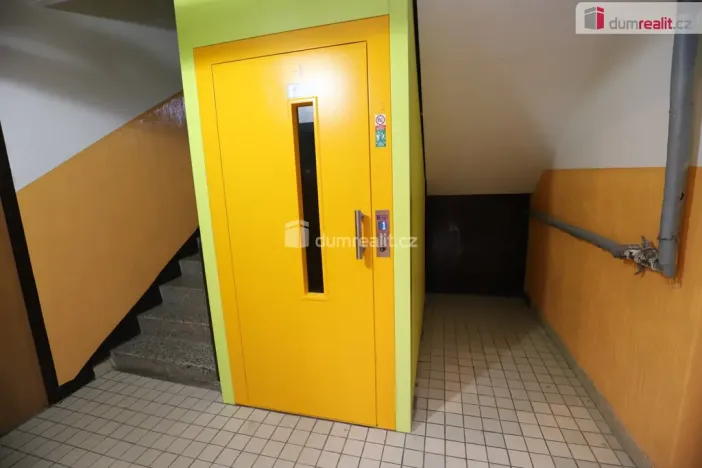 Pronájem bytu 1+1, Cheb, Dvořákova, 36 m2