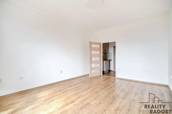 Pronájem bytu 1+kk, Havířov - Město, Dlouhá třída, 23 m2