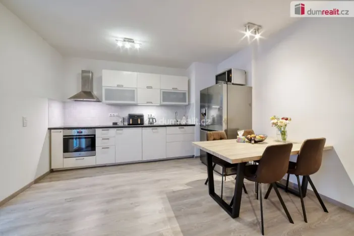 Prodej bytu 3+kk, Praha - Uhříněves, Za Lípou, 98 m2