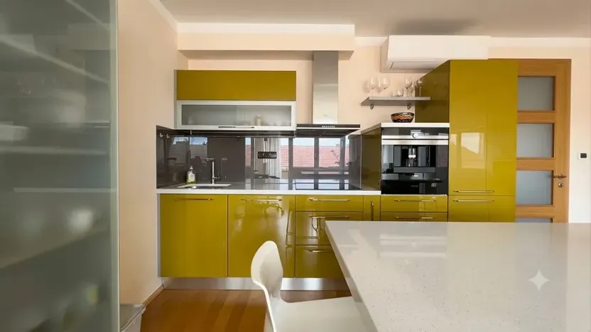 Pronájem bytu 3+kk, Praha - Holešovice, Komunardů, 75 m2