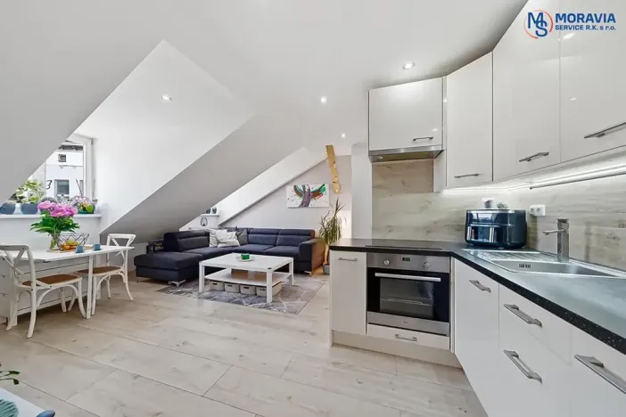 Prodej bytu 3+kk, Šternberk, Farní, 70 m2