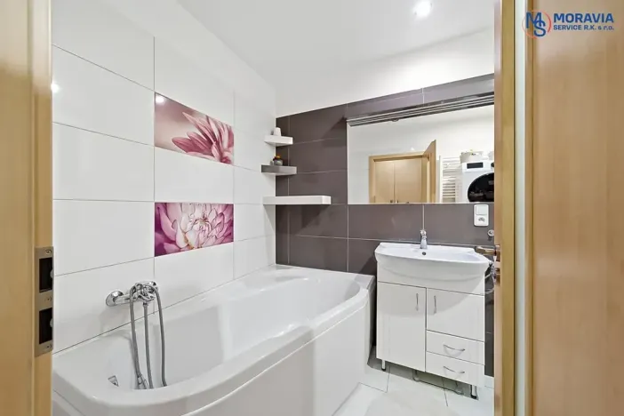Prodej bytu 3+kk, Šternberk, Farní, 70 m2