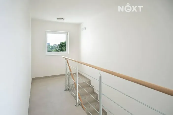 Prodej bytu 1+kk, Praha - Kyje, Vajgarská, 17 m2