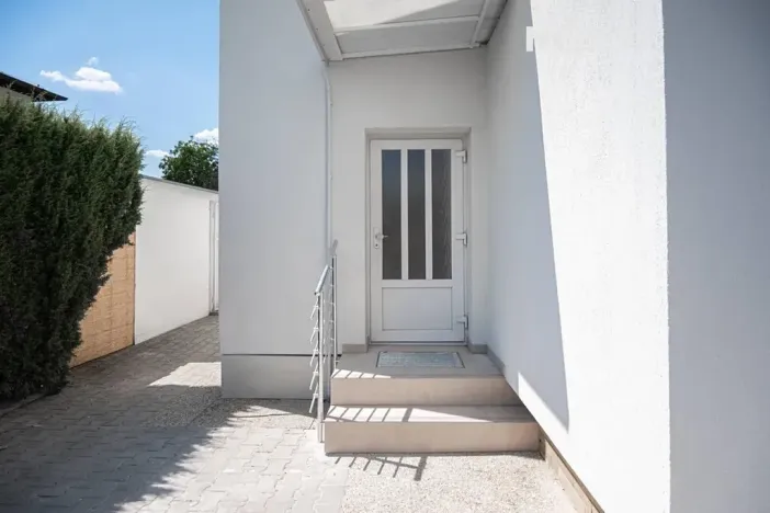 Prodej bytu 1+kk, Praha - Kyje, Vajgarská, 15 m2