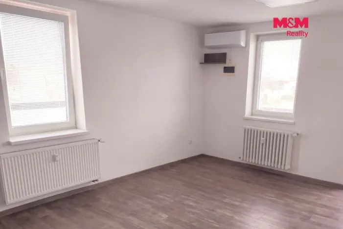 Pronájem bytu 1+kk, Ostrava - Krásné Pole, Družební, 41 m2