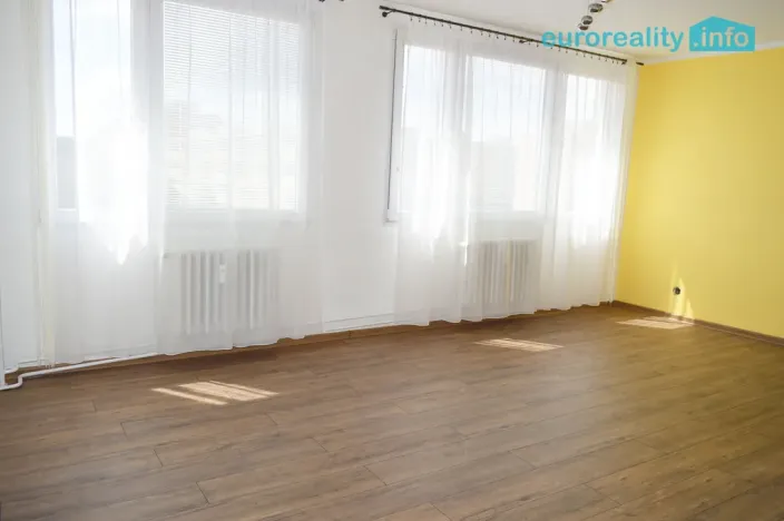 Pronájem bytu 1+kk, Kladno, Norská, 33 m2