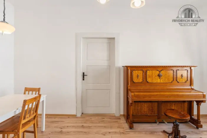 Prodej bytu 2+kk, Hradec Králové, Škroupova, 55 m2
