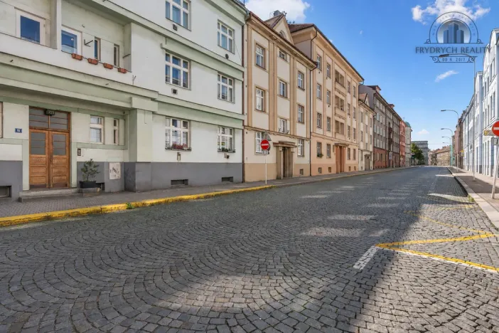 Prodej bytu 2+kk, Hradec Králové, Škroupova, 55 m2
