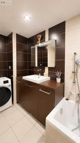Pronájem bytu 2+kk, Ostrava, nábřeží Svazu protifašistických bojovníků, 56 m2