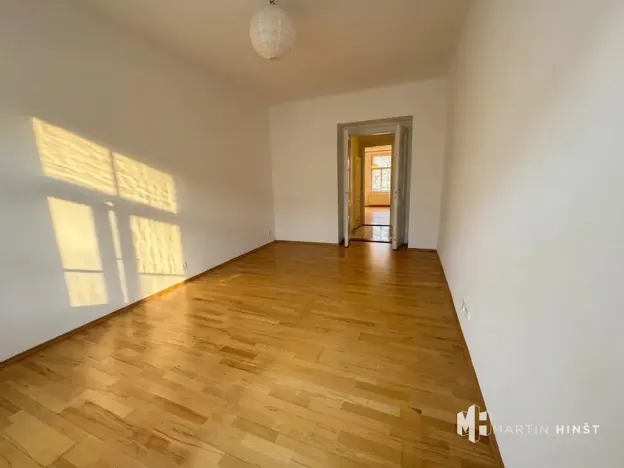 Pronájem bytu 2+kk, Praha - Vršovice, Orelská, 40 m2