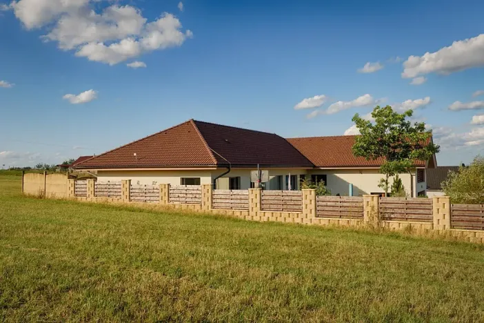 Prodej rodinného domu, Miřetice, 247 m2