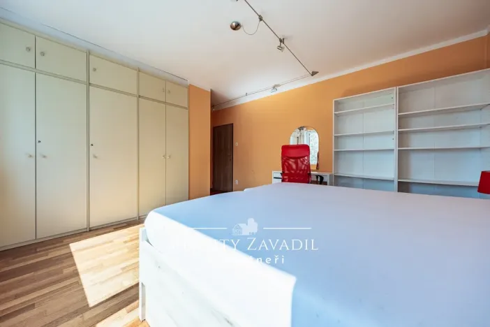 Pronájem bytu 1+kk, Praha - Kamýk, Krhanická, 40 m2