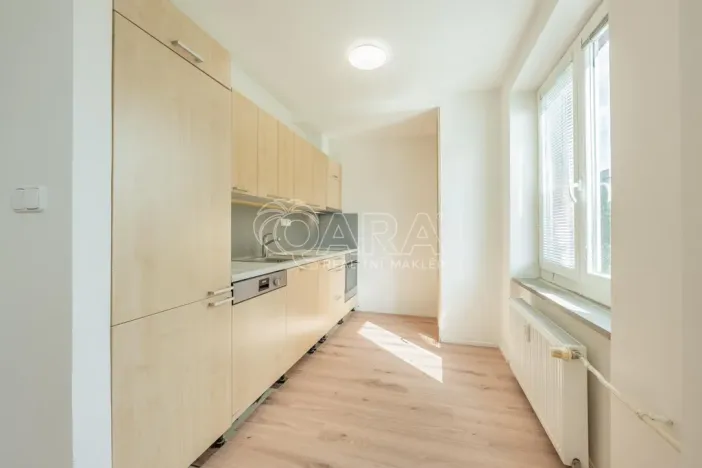 Pronájem bytu 2+1, Praha - Hloubětín, Zelenečská, 53 m2
