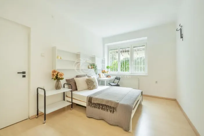 Prodej bytu 2+1, Praha - Vinohrady, Rumunská, 64 m2