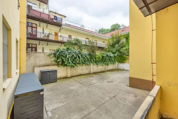 Prodej bytu 2+1, Praha - Vinohrady, Rumunská, 64 m2