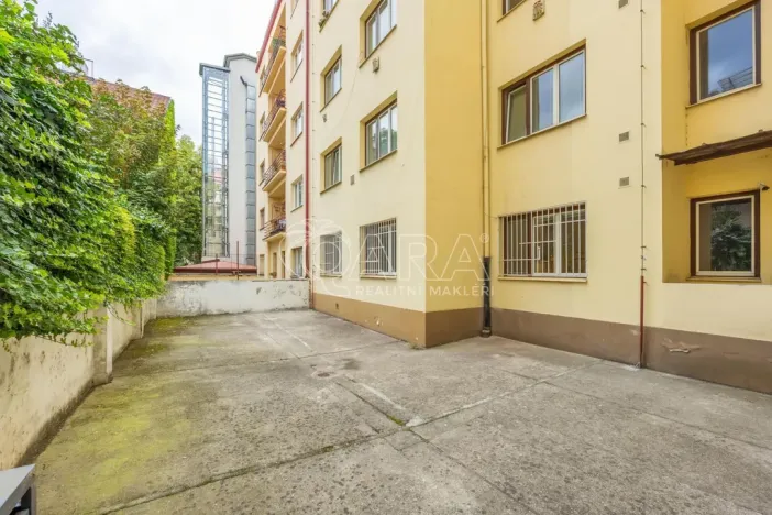 Prodej bytu 2+1, Praha - Vinohrady, Rumunská, 64 m2