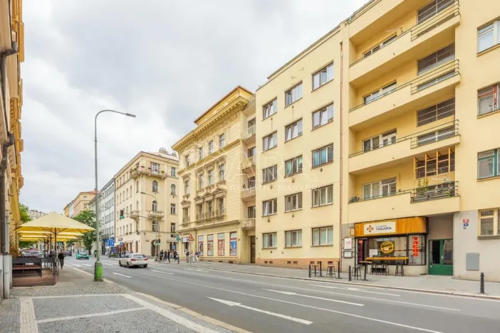 Prodej bytu 2+1, Praha - Vinohrady, Rumunská, 64 m2
