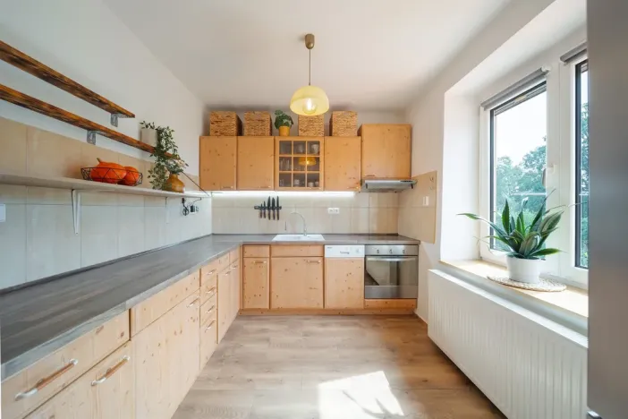 Prodej rodinného domu, Horní Planá, Komenského, 250 m2
