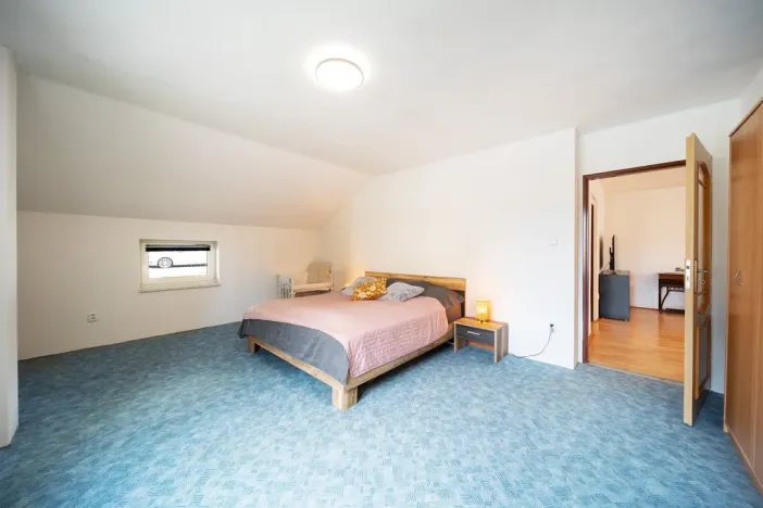 Prodej rodinného domu, Horní Planá, Komenského, 250 m2