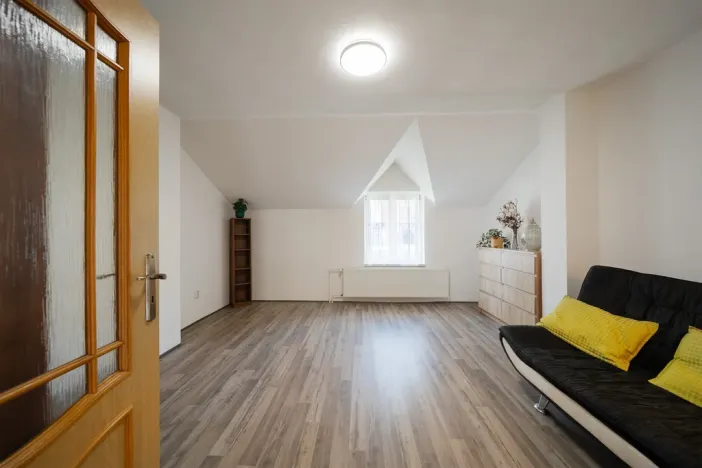 Prodej rodinného domu, Horní Planá, Komenského, 250 m2