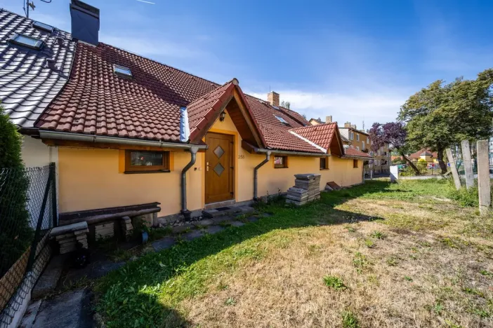 Prodej rodinného domu, Horní Planá, Komenského, 250 m2