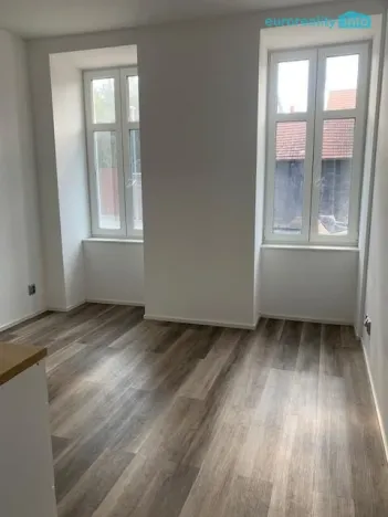 Pronájem bytu 2+kk, Lochovice, 32 m2