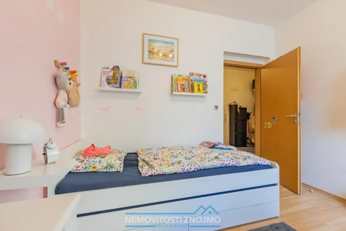 Prodej bytu 4+kk, Znojmo, Aninská, 89 m2