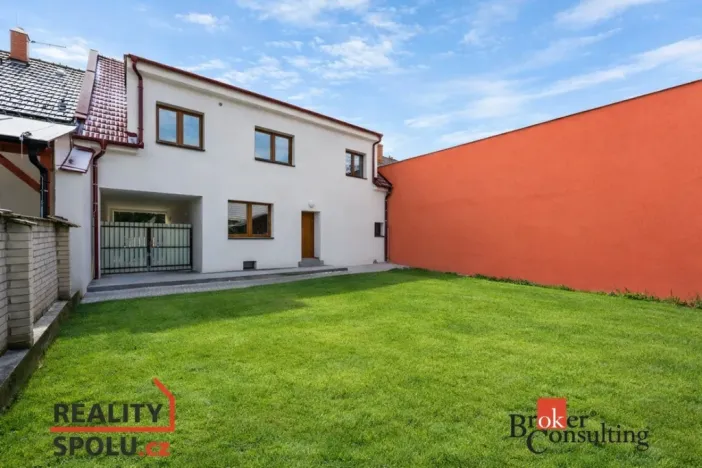 Prodej rodinného domu, Bučovice - Vícemilice, Urbáškova, 216 m2