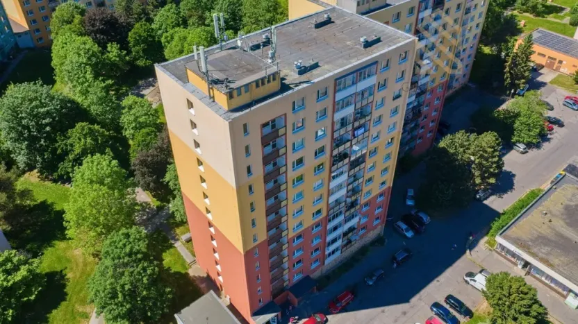 Prodej bytu 2+1, Chomutov, Holešická, 62 m2