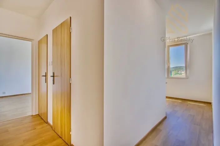 Prodej bytu 2+1, Chomutov, Holešická, 62 m2