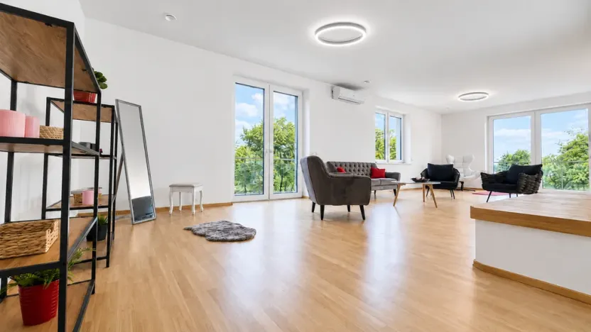Prodej rodinného domu, Pohořelice - Nová Ves, 408 m2