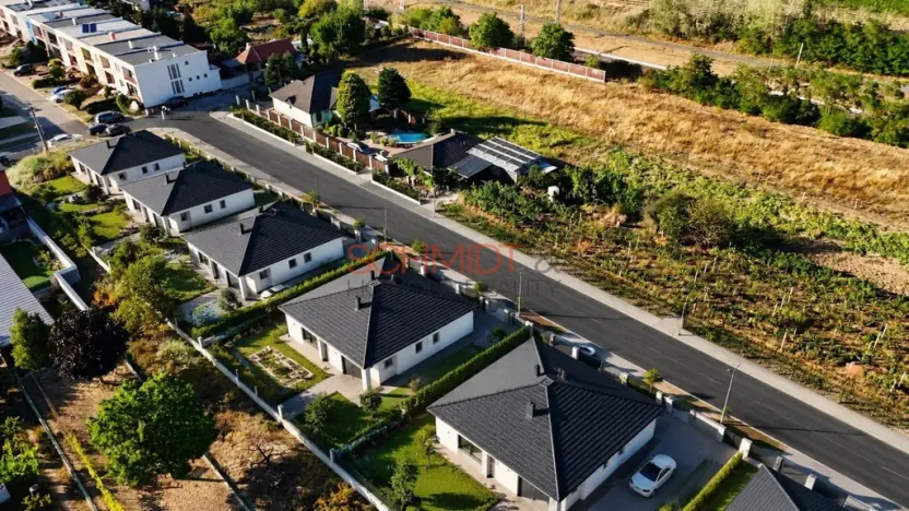 Prodej pozemku pro bydlení, Lanžhot, Školní, 491 m2