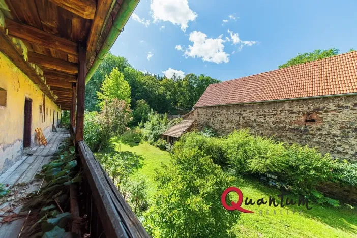 Prodej rodinného domu, Dolany nad Vltavou, Hlavní, 180 m2