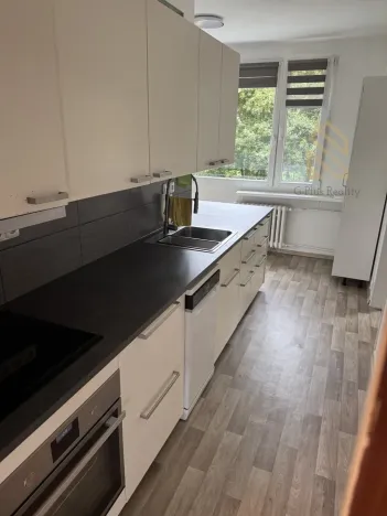 Pronájem bytu 3+1, Ústí nad Labem - Severní Terasa, Kmochova, 82 m2
