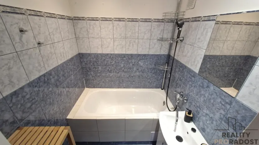 Pronájem bytu 2+1, Ostrava - Poruba, Otakara Jeremiáše, 60 m2