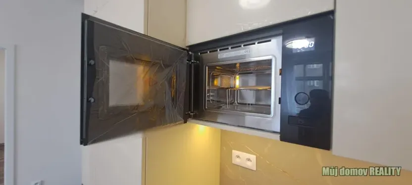 Pronájem bytu 3+kk, Praha - Žižkov, Jeseniova, 65 m2