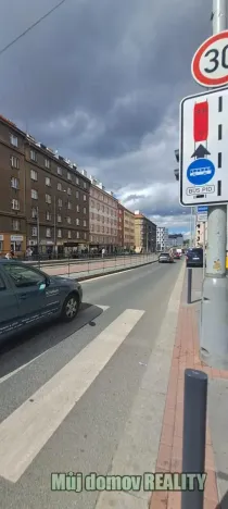 Pronájem bytu 3+kk, Praha - Žižkov, Jeseniova, 65 m2
