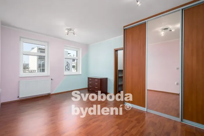 Pronájem bytu 2+kk, Praha - Suchdol, Internacionální, 62 m2