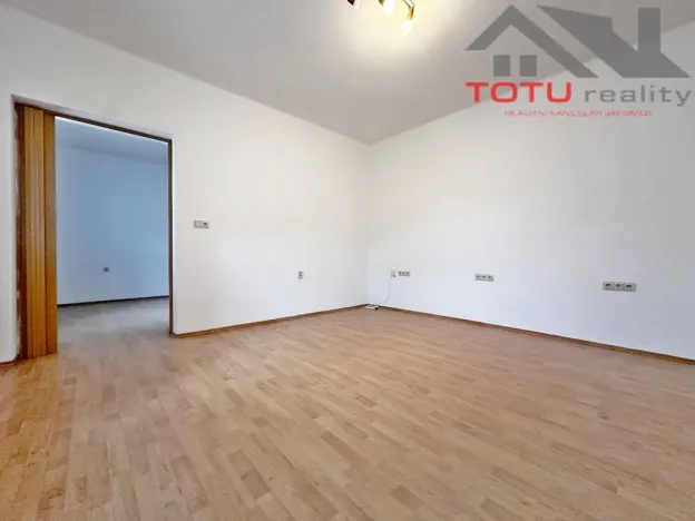 Pronájem bytu 2+1, Jaroměř, Svat. Čecha, 60 m2